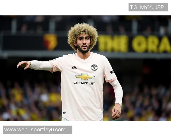 曼联官方社交媒体为费莱尼和斯莫林送上生日祝福庆祝他们的特别日子