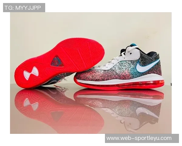 迈克米勒致敬两连冠将爱车改装为詹姆斯迈阿密配色球鞋主题款式